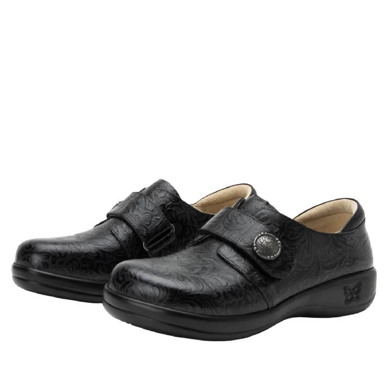 Women's Joleen Slip-On Shoes In Tar Tooled